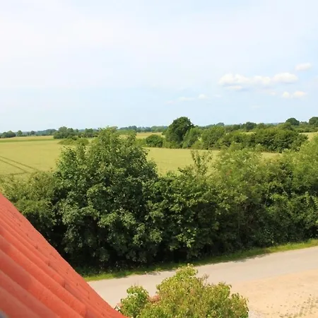 Perfekt Mit Kindern Rotes Haus Og * Dahme (Schleswig-Holstein)